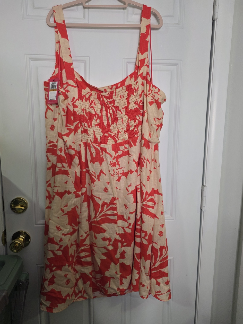 Vince Camuto Floral Midi Dress - Picture 3 of 8